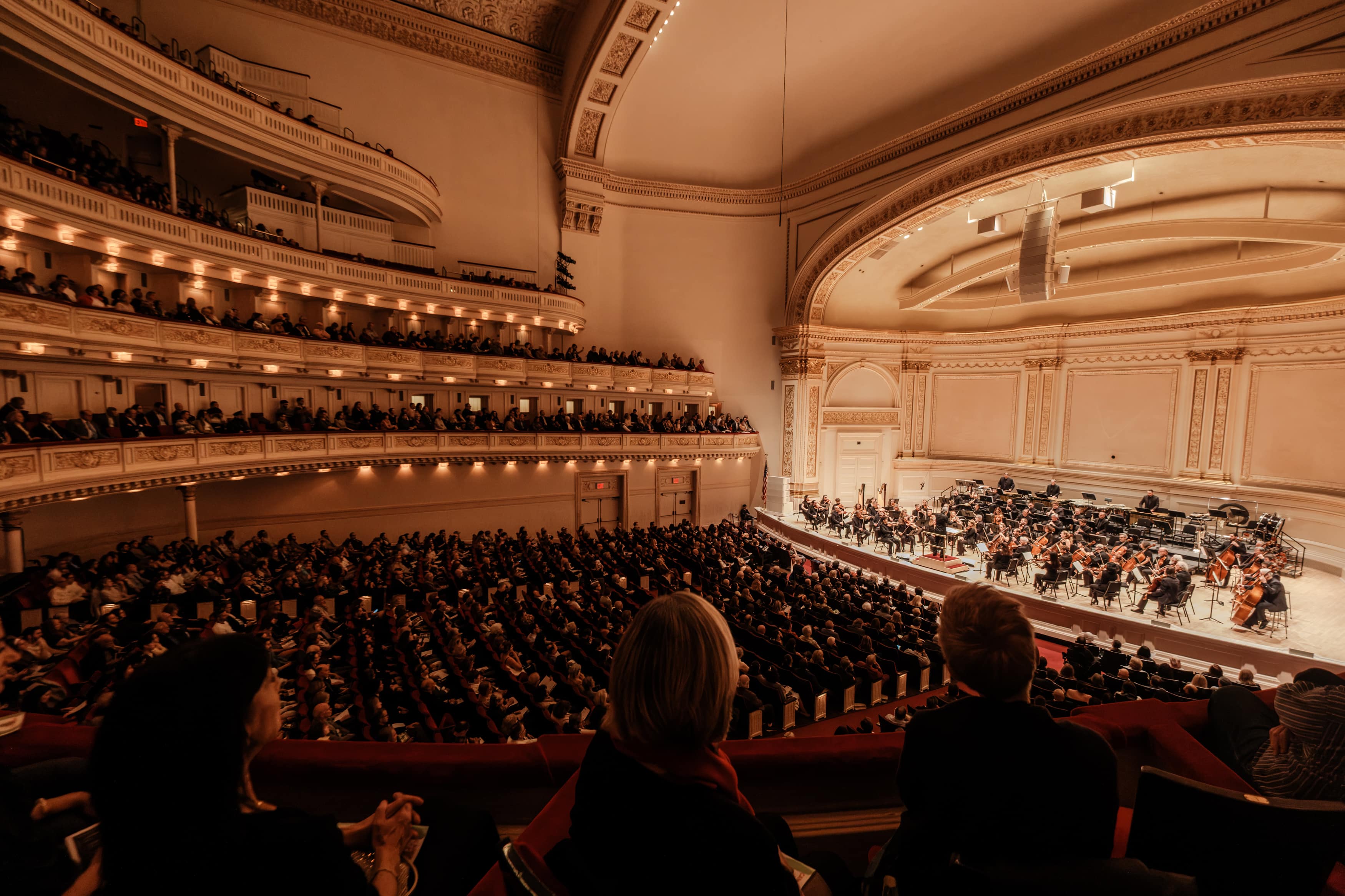 Off Beat Clapping Greeks overwhelm Carnegie Hall - Slippedisc