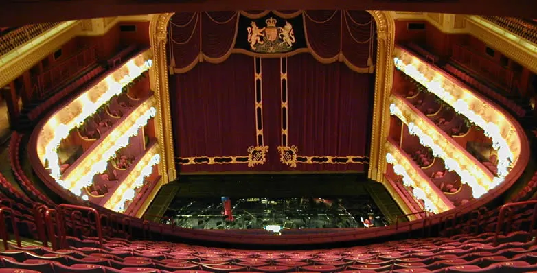 Watch: A fight at the Royal Opera