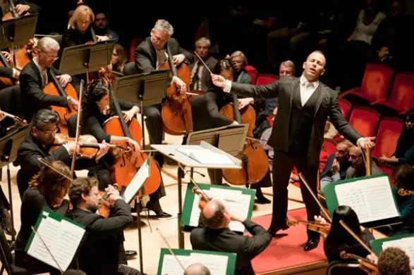 Philly O. denies claim it tried to put Pops out of business