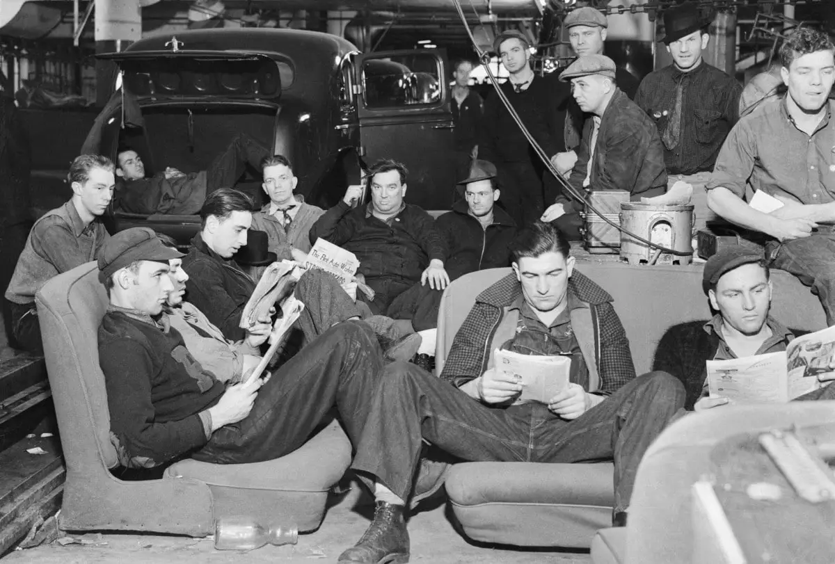 OAKLAND SYMPHONY PREMIERES SONGS OF PROTEST