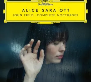 Year’s favourite returns to streaming charts