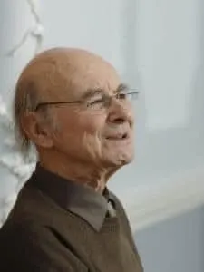 Seamus Heaney composer dies, aged 96