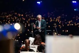 Mahler maestro waves a mini sparkler